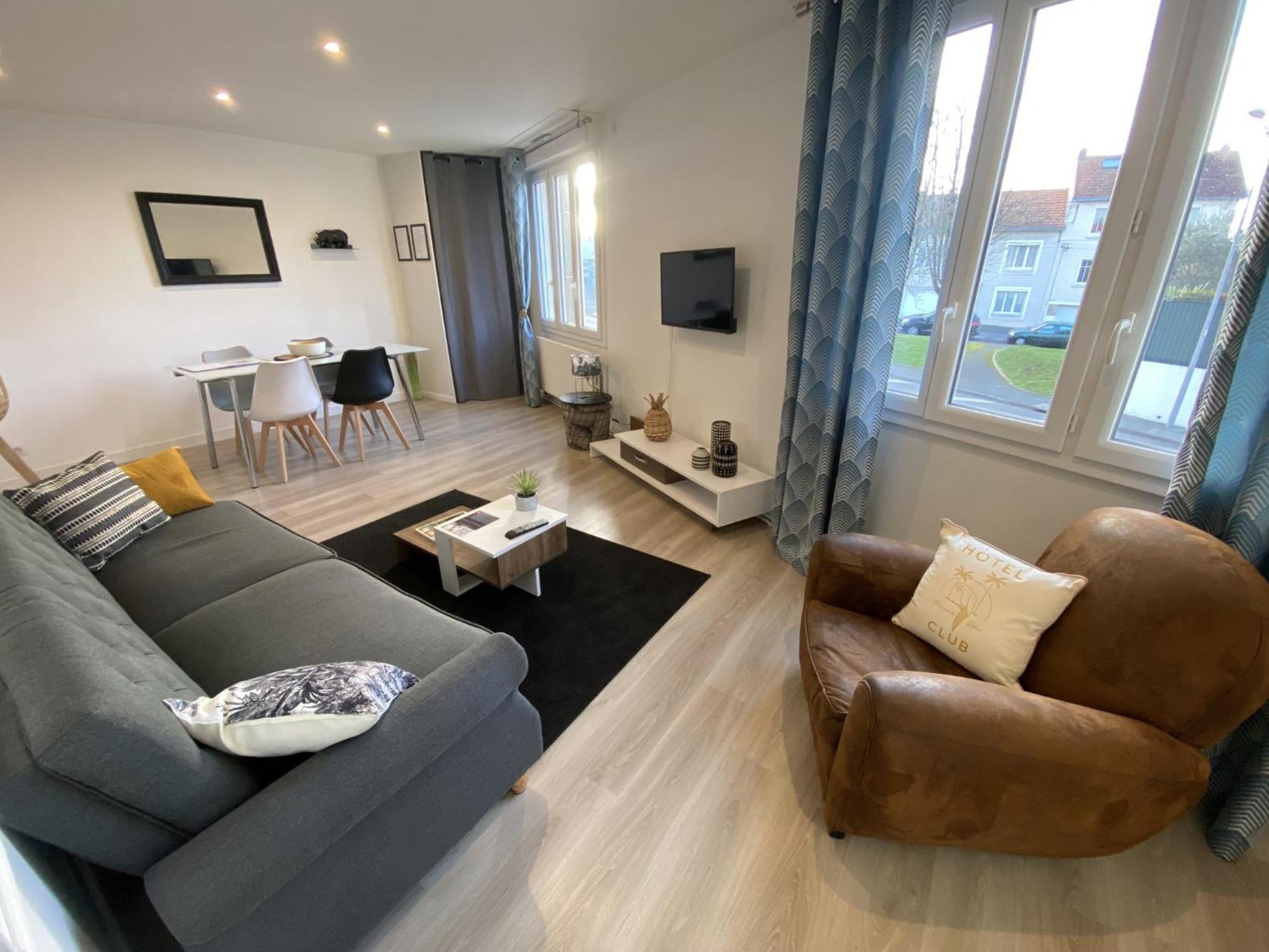 Appartement Cholet Les Halles Cote Jardin Экстерьер фото